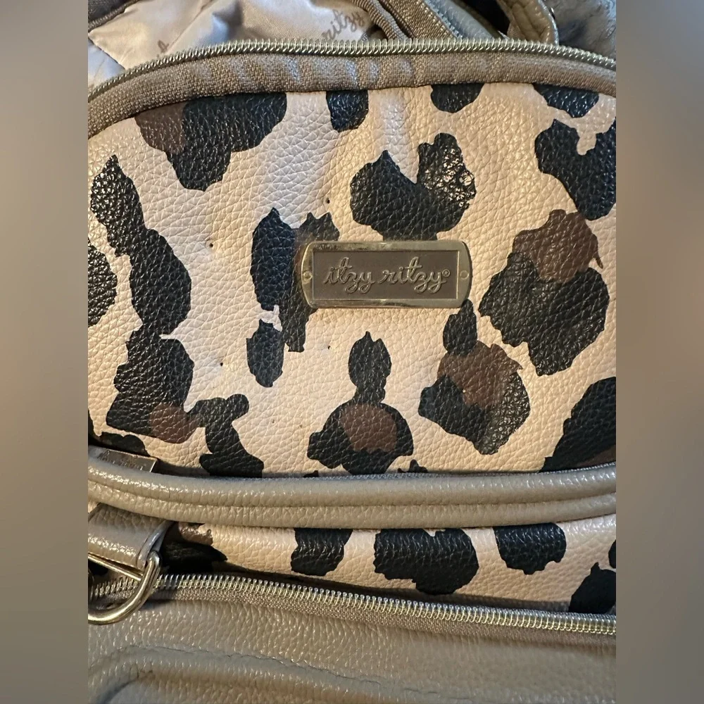 Itzy Ritzy Backpack - Picture 2 of 16